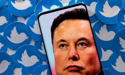 51 yaşındaki milyarder Elon Musk, Twitter çalışanlarıyla karşı karşıya