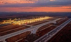 Ercan Havalimanı 1 Yaşında: Emrullah Turanlı'nın Vizyonuyla Rekor Yolcu ve Uçuş Sayıları