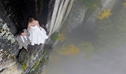 Yerden 107 Metre Yüksekte Düğün Fotoğrafı Çeken Çift