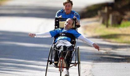 Bu babalar ayakta alkışlanır