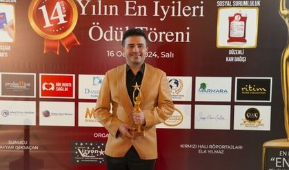 Yılın en başarılı iş insanı ödülü Süleyman Lami Uyar'a verildi