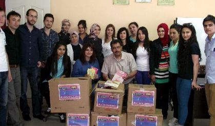 Hitit Üniversitesi Öğrencilerinden Kulu’ya Kitap Yardımı 