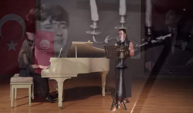 Ferdi Özbeğen'e 84. yaş gününde TEV'den anlamlı düet