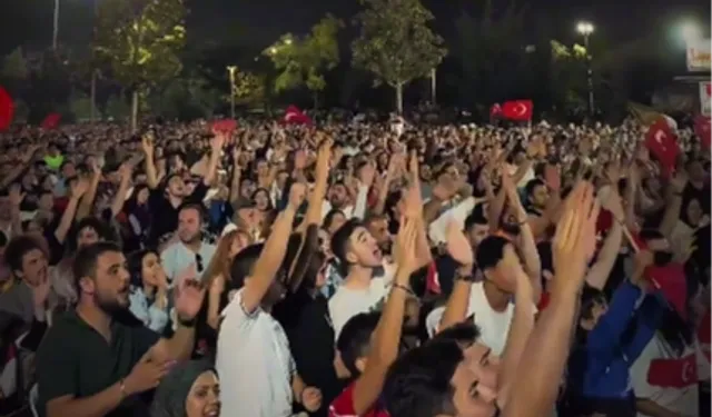 Bursa’da 12 Dev Adam’a dev ekran desteği