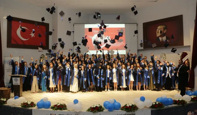 Kütahya Nafi Güral Fen Lisesi öğrencilerinden tarihi başarı