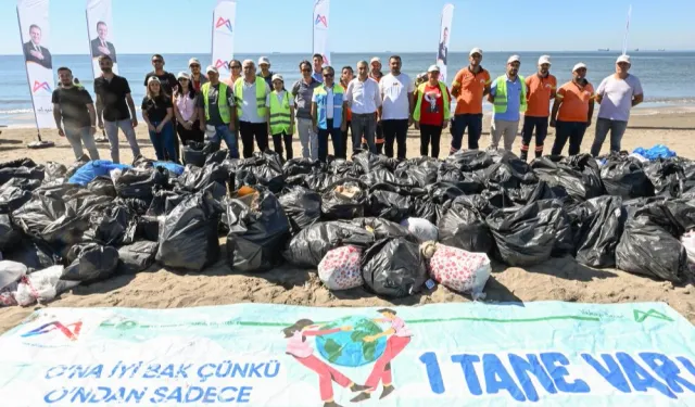 Mersin’de Dünya Temizlik Günü’nde anlamlı mesaj