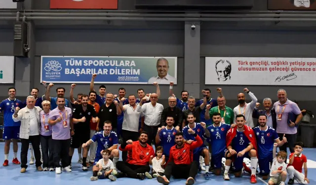 Nilüfer Belediyespor’dan dörtte dört