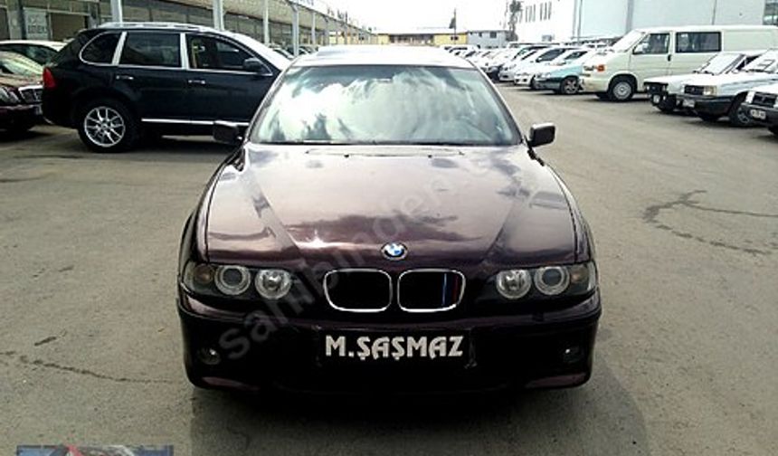 ŞAŞMAZ OTOMOTİV 1997 MODEL BMW 5.28 EN FULU HATASIZ