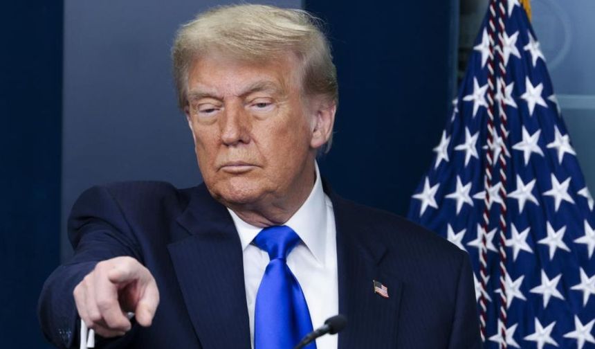 Trump’tan Hamaney’e: Onu utanç verici bir ölümden kurtardım