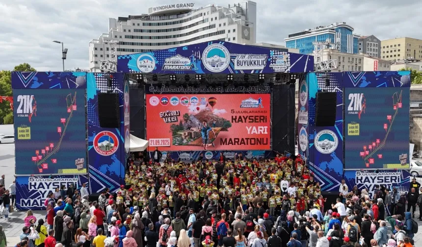5’inci Uluslararası Kayseri Yarı Maratonu renkli başladı