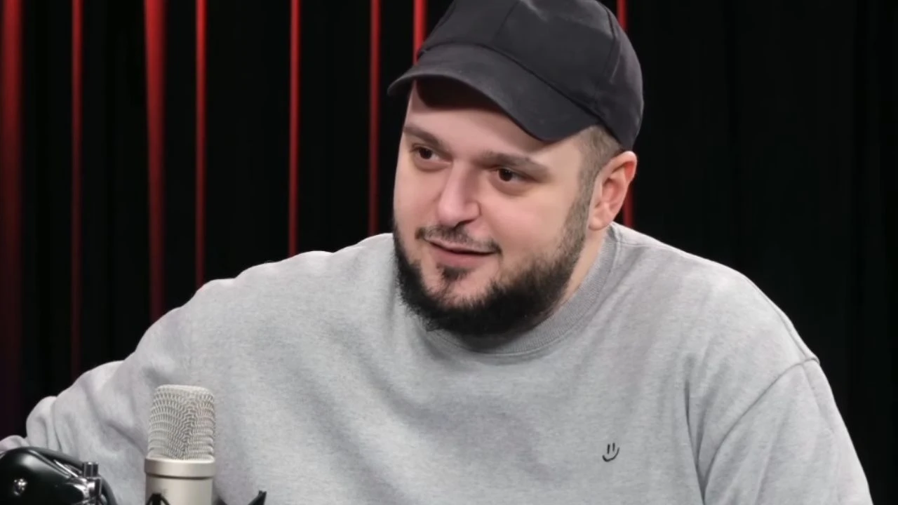 Soğuk Savaş Sunucusu Boğaç Soydemir Kimdir? Neden Gözaltı Kararı Var?