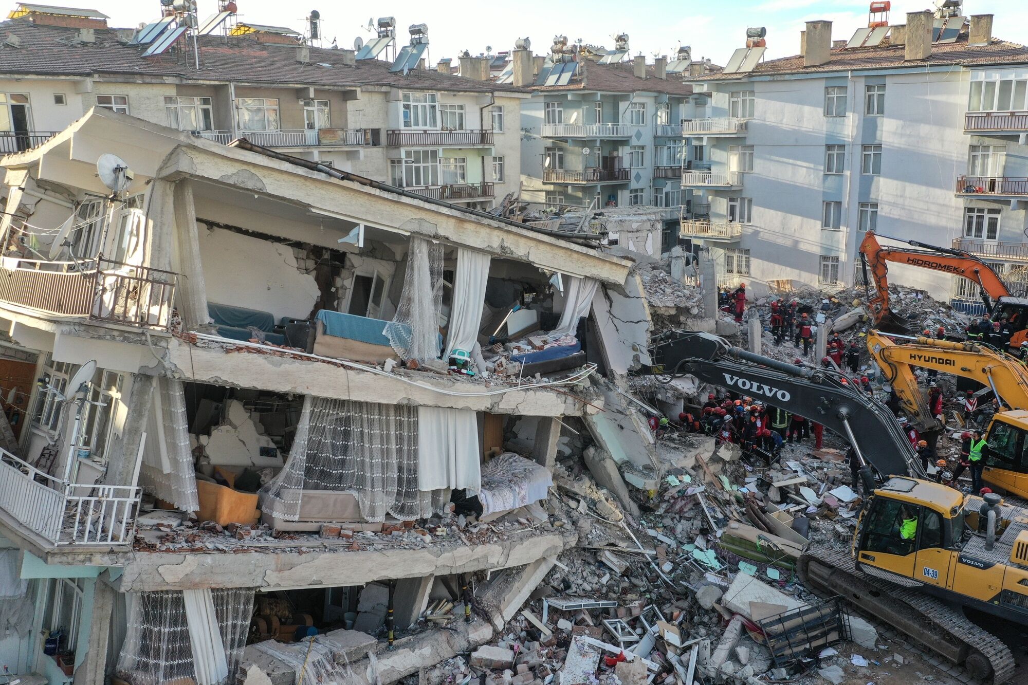 Neden Sık Sık Deprem Olmaya Başladı: Uzman İsim Herkesi Şaşırttı